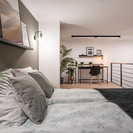 D24 - Historic Quarter Design Loft - Best Location By Bqa Budapest Exterior photo